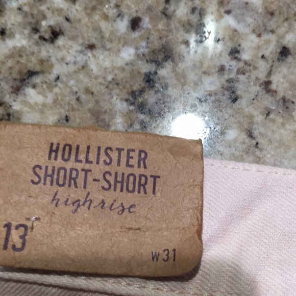 Hollister High Rise Short-Short - Picture 8 of 8